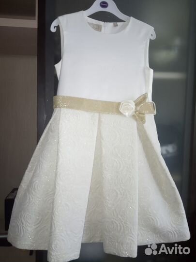 Нарядное платье