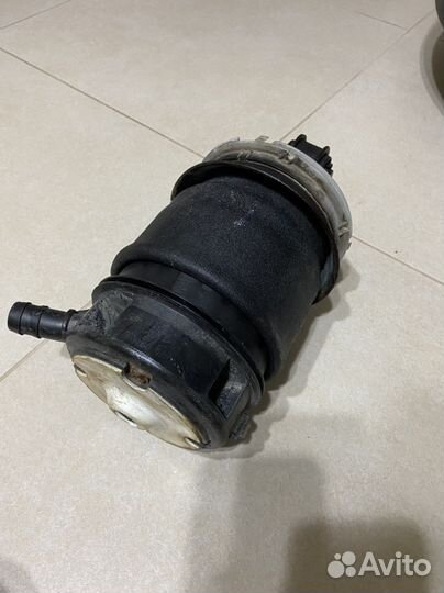 Пневмобаллон задний оригинал на Mercedes W211