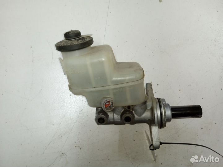 Toyota RAV4 lll главный тормозной цилиндр