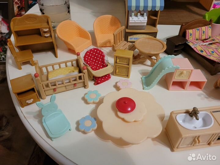 Sylvanian families дом и мебель