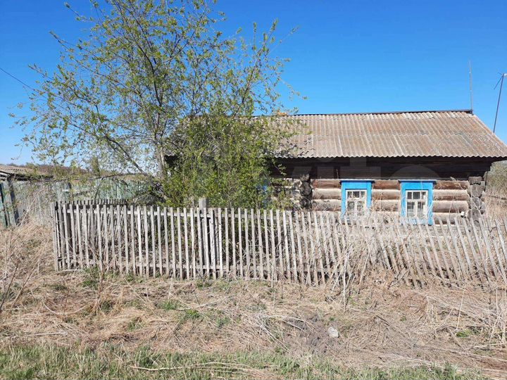 Дом 35 м² на участке 8 сот.