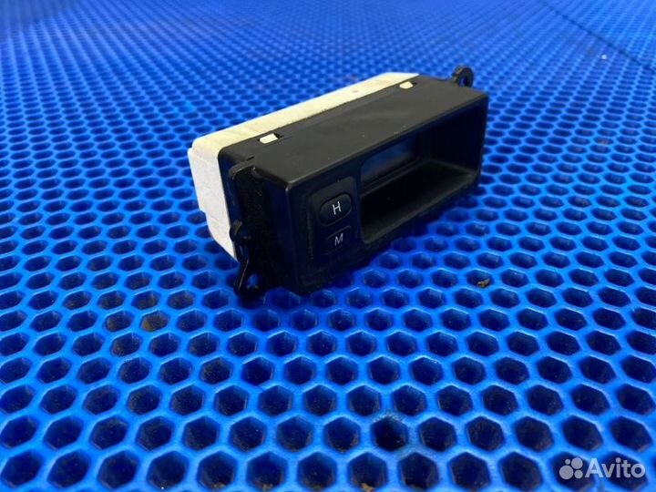 Часы Rover 400 14K4FK77 1999