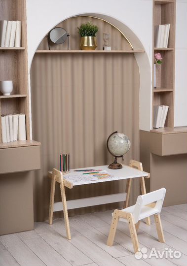 Детский стол и стул растущие. Умная мебель
