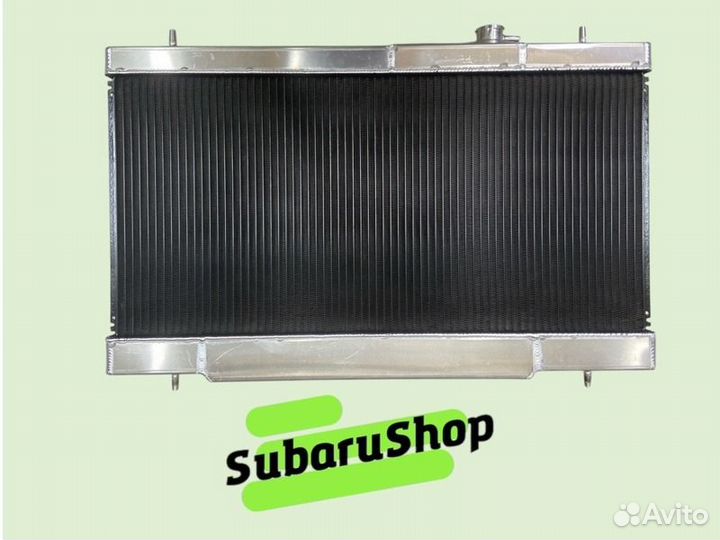 Радиатор охлаждения двигателя Subaru GDB 2000