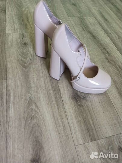 Туфли женские 38 размер