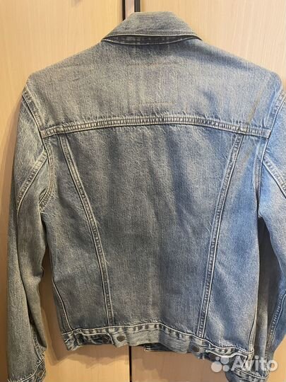 Джинсовая куртка мужская levis б/у