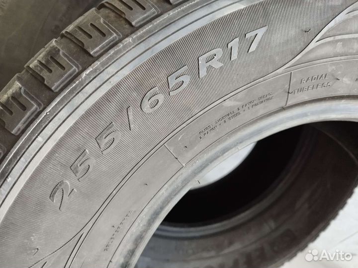 Goodyear EfficientGrip SUV 4x4 255/65 R17