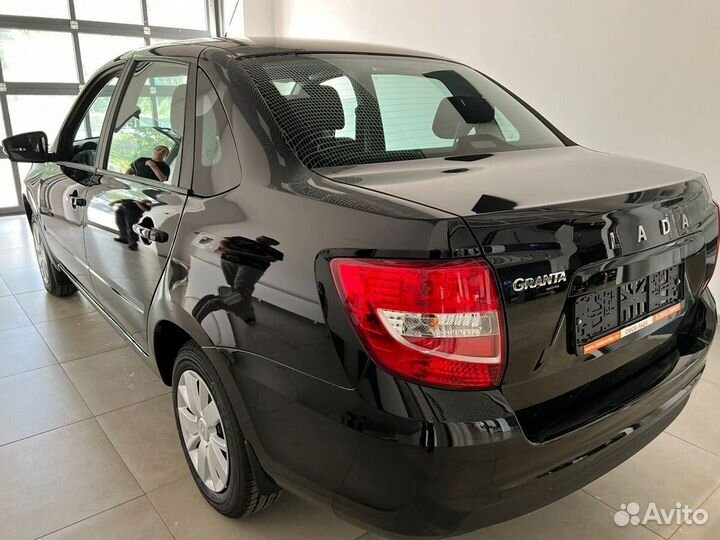 LADA Granta 1.6 МТ, 2023