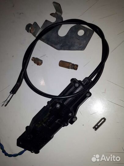 Электрозамок капота