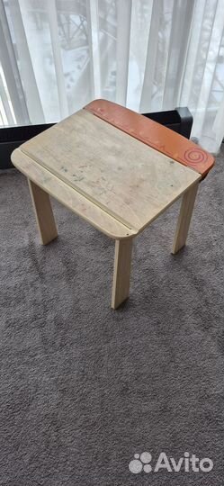 Детский столик