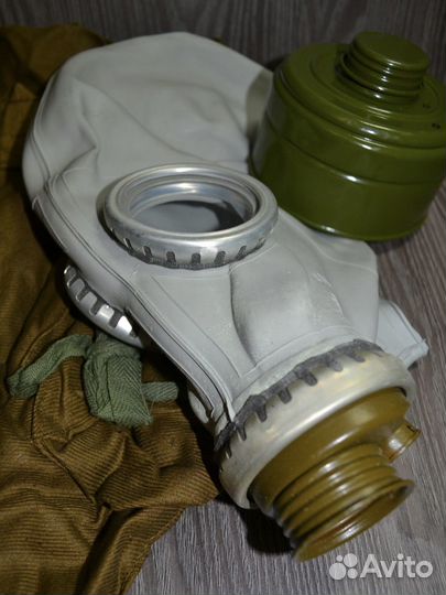 Противогаз