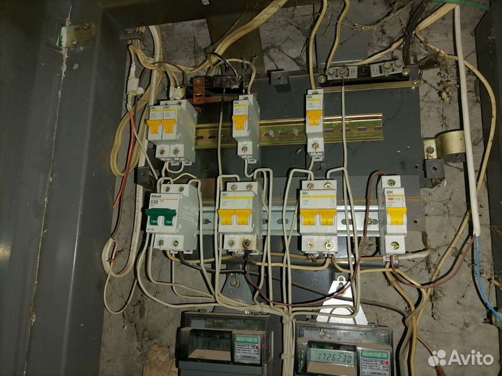 Электромонтер и электромонтажник