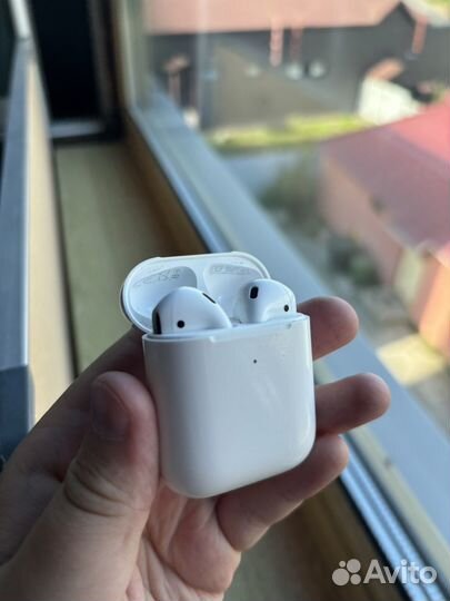 Airpods 2
