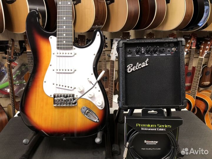 Электрогитара, комбик, шнур, медиаторы(комплект)