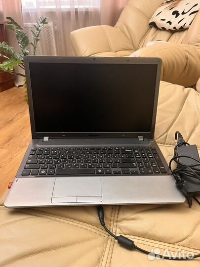 Ноутбук Samsung NP355V5C