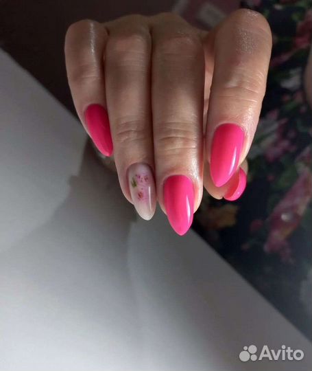 Маникюр и наращивание ногтей