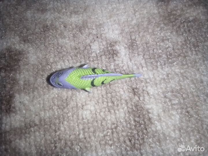 Продам камушки цветные