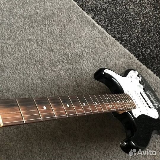 Fender squier bullet stratocaster hss