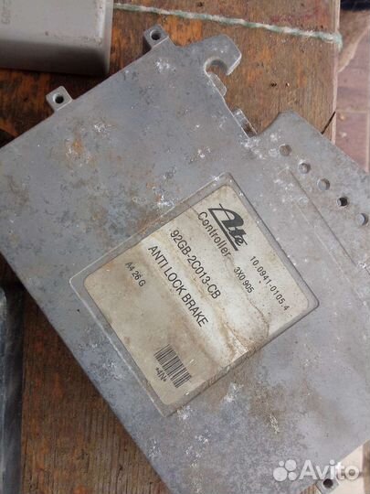 Блоки от Форда скорпион 1992г.в