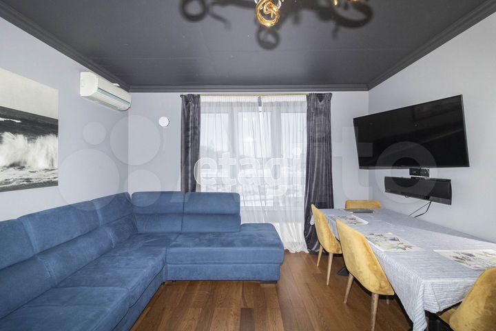 2-к. квартира, 63,2 м², 2/4 эт.