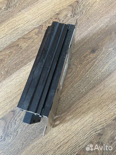 Усилитель акустической системы Audi A8 D3