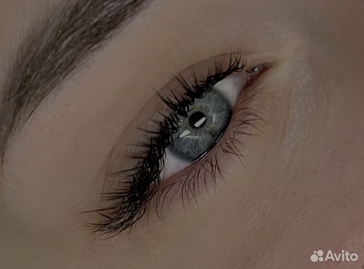 Наращивание ресниц на дому