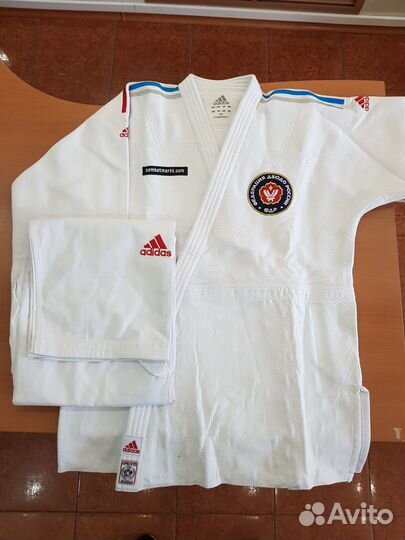 Кимоно для дзюдо adidas