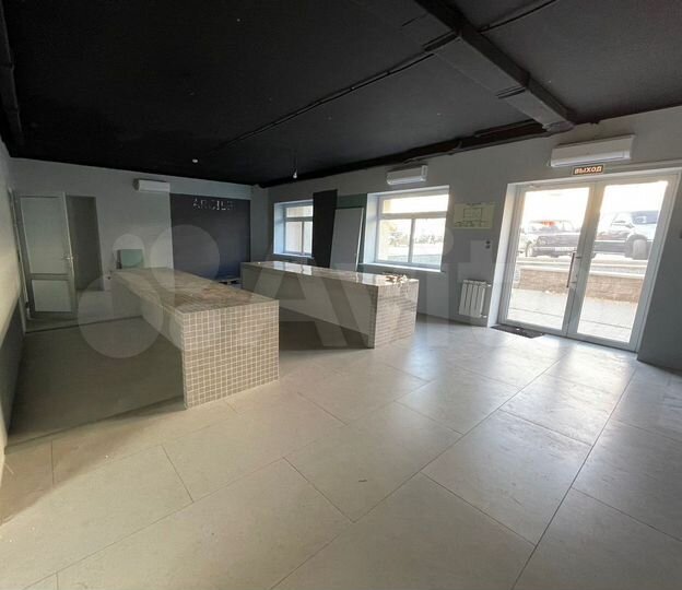 Свободного назначения, 100 м²