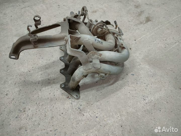 Впускной коллектор Mitsubishi Lancer 9