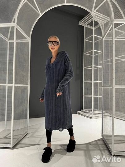 Платье Balenciaga