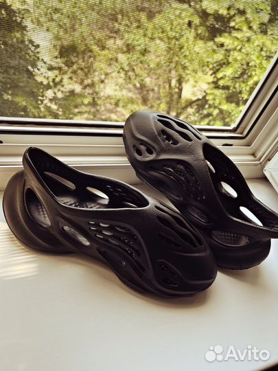 Кроссовки yeezy boost