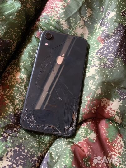 iPhone Xr, 64 ГБ