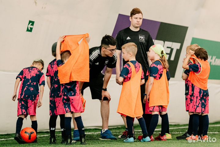 Тренер по футболу