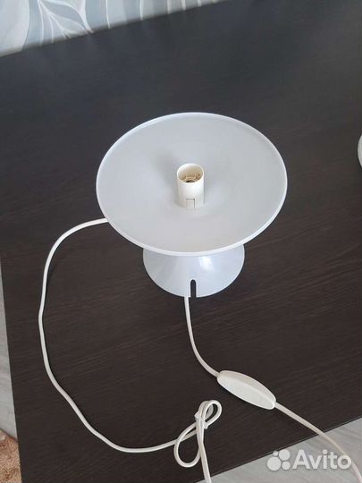 Лампа настольная