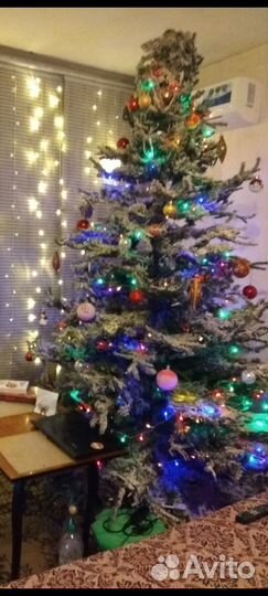 Елка искусственная