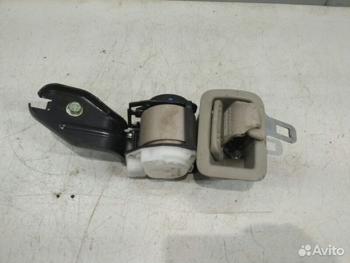 Ремень безопасности задний Mazda Cx7 2007-2012