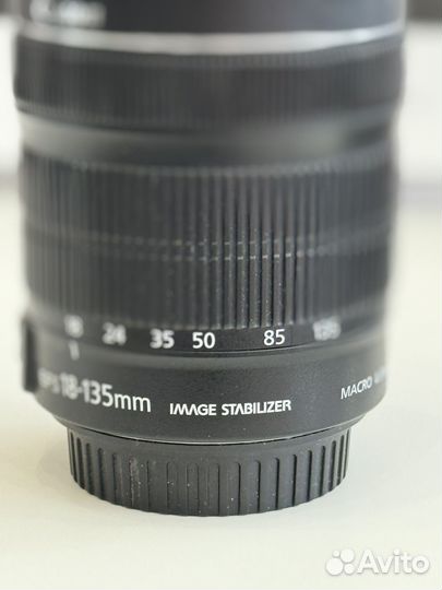 Объектив Canon EF s 18 135