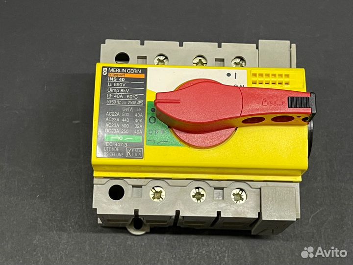 Выключатель Schneider Interpact INS 40А новый 1 шт