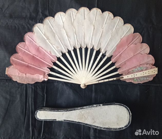 Веер, кость, шёлк, живопись, XIX-й век