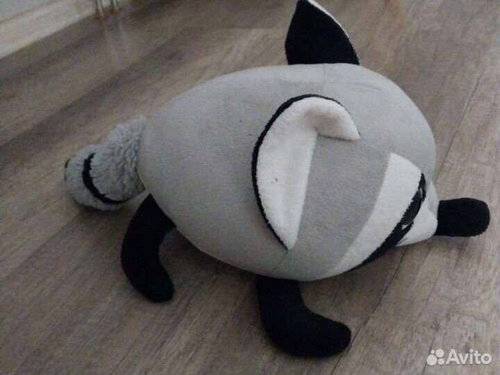 Мягкая игрушка енот