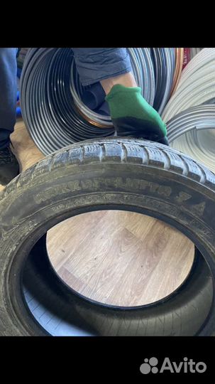 Nokian Tyres Hakkapeliitta 7 215/55 R16
