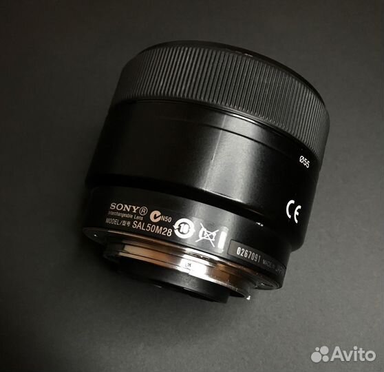 Объектив Sony FE 50mm f/2.8 Macro