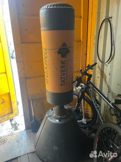 Боксерская груша напольная