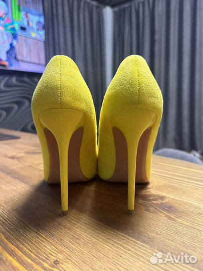 Туфли женские 38 размер