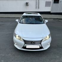 Lexus ES 2.5 AT, 2014, 124 972 км, с пробегом, цена 2 420 000 руб.