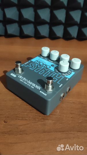 Electro-Harmonix Bass Mono Synth