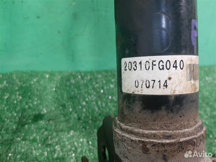 Стойка амортизатора передняя правая Subaru Imprez