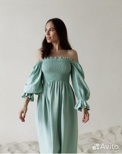 Платье из льна с прорезиненным лифом новое