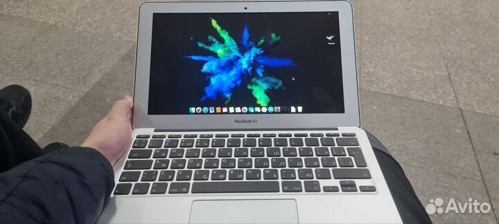 Apple MacBook Air 11 2010