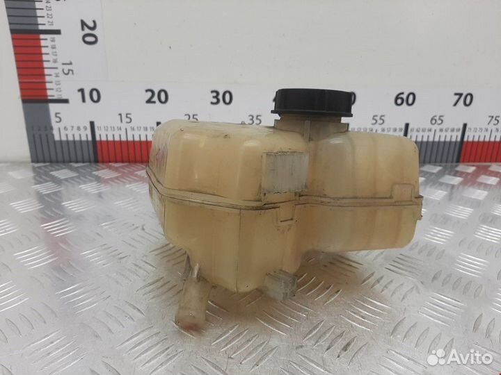 Бачок расширительный Ford Fiesta 5 рест. 2010